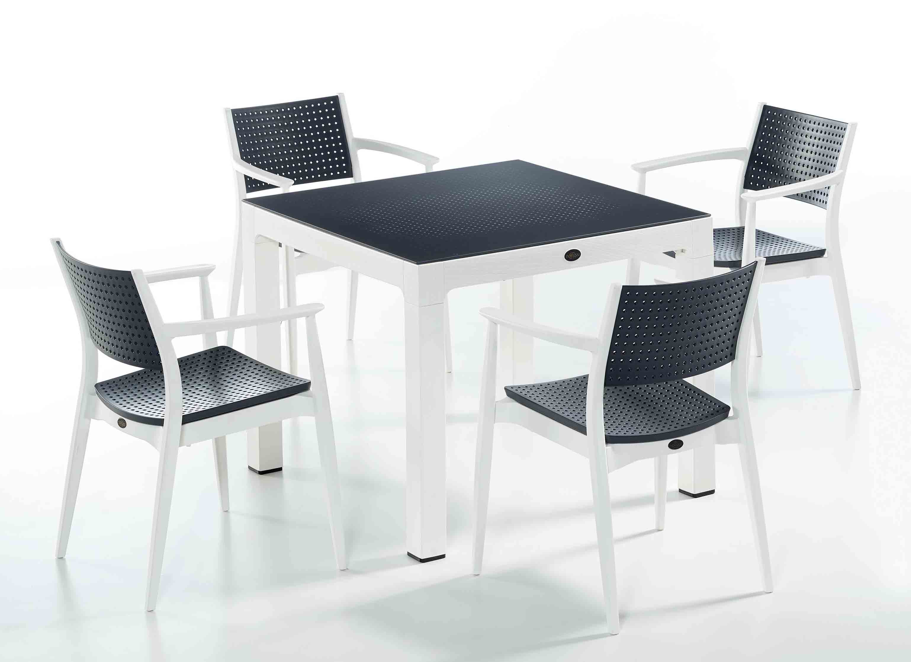 NOVUSSI SEGINUS SET BEYAZ / ANTRASIT 4 LU - 1. Minimum sipariş tutarı 5.000TL'dir (KDV hariç).
2. Fiyatlarımız İzmir teslim fiyatlarıdır; kargo ücreti Kargo ve Teslimat Politikası'na göre hesaplanır (₺100.000 ve üzeri siparişlerde ücretsiz).
3. Spot ve sipariş üzerine tedarik edilen ürünlerde stok durumu ve teslim süresi sipariş onayında bildirilir.
4. Kusurlu, hasarlı veya yanlış gönderilen ürünler, teslimden itibaren 14 gün içinde bildirilmesi hâlinde iade alınır.
5. Şahıs şirketlerine ve tüzel kişilere faturalı satış yapılmaktadır; bireysel tüketicilere satış yapılmamaktadır.