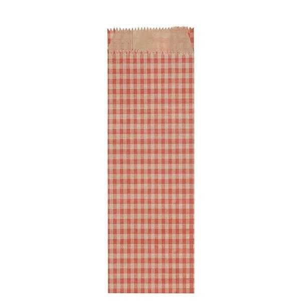 Kraft Çatal Kaşık Poşeti Pöti Kare 8x28x4,5cm - 28 cm uzunluğunda, 8 cm eninde, 4,5 cm körüklü, kırmızı ekose desenli, kullan at şamua kraft kese kağıdıdır. Bir paket 5 kg'den oluşmaktadır. 5 kg'lik bir pakette yaklaşık 1.600 adet çatal kaşık kılıfı bulunmaktadır.
Çatal - Kaşık poşetleri, restaurant ve cafelerin çatal, bıçak, kaşıklarını önceden hazırlayarak, misafir masalarında temiz ve hijyenik olarak sunmasına olanak sağlamaktadır. Kırmızı ekose desenli kese kağıdı hem çevreci hem de şık bir sunum sağlar.
1. kalitede gıda ile temasa uygun malzemeden üretilmiştir.
