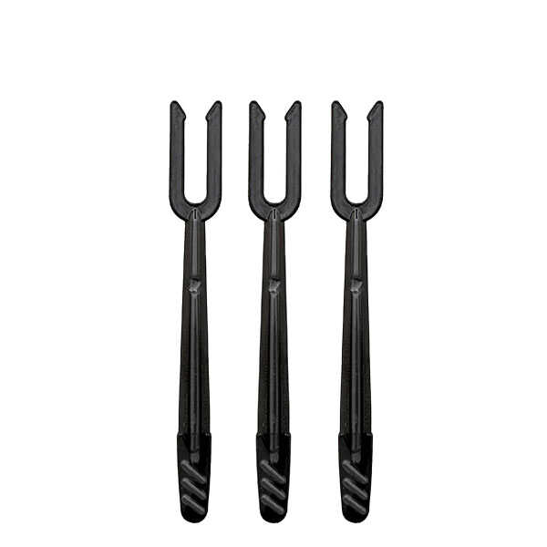Plastik Cips Çatalı 8 cm Siyah - Uzunluğu 8 cm olan, siyah renkte, tek kullanımlık plastik cips çatalıdır.
İki dişli olması sebebiyle lokma, patates kızartması, ve mini tadımlık ürünlerde rahatça kullanılır.
Her türlü davet ve organizasyonlarda kanepeler ve atıştırmalıklarla kullanımın dışında dekoratif olarak da tamamlayıcı bir üründür.
Mini çatal kırmızı, yeşil, turuncu, mavi ve siyah renkleri de mevcuttur.