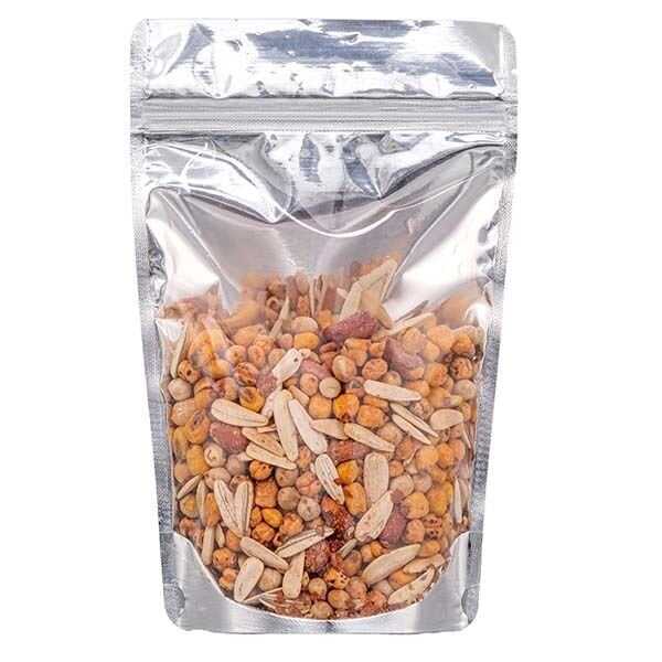 Şeffaf Metalize Kilitli Doypack 20x30x10 cm - 1000 gr - Şeffaf Metalize Kilitli Doypack, 20 cm eninde 30 cm uzunluğunda ve içine konulacak ürüne göre değişmekle birlikte yaklaşık 1000 gr ürün almaktadır. Gıda ile temasa uygun, arka kısmı metal renkli ön tarafı ise şeffaf renkte kilitli doypack ambalajdır.

Şeffaf Metalize Torba, kilitli mekanizması sayesinde ürünlerin taze kalmasını ve gıda güvenliğini desteklemektedir. Ön yüzeyinde bulunan penceresi, ürünün tüketici tarafından kolaylıkla görünmesini olanak sağlamaktadır. Şeffaf metalize kilitli doypack, çevre dostu paketlemeye imkan sunmaktadır.

Şeffaf Metalize Kilitli Doypack ambalajların 50gr, 100gr, 250gr, 400gr ve 1000gr'lık seçenekleri de yer almaktadır.

Çekilmiş kahve, kahve çekirdeği, kuruyemiş, kuru gıda, bakliyat, baharat, bitki çayları, şekerleme, evcil hayvan yemleri, çikolata vb. ürünlerin kullanım alanları bulunmaktadır.