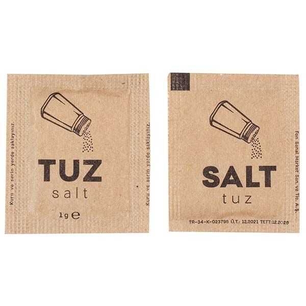 Kraft Stick Tuz 1 gr 5 x 5 cm - 5 cm x 5 cm ebatlarında kraft kağıt ambalajlı stick tuzdur. Paket içindeki tuz miktarı ortalama 1 gram'dır.

Paket servislerde, restorant ve kafelerde yiyecekleri tamamlayıcı olarak kullanılır. Fabrika ve yemekhane gibi toplu tüketim yerlerinde baharatların paketli ve hijyenik olarak ambalajlı tüketilmesi için uygundur.