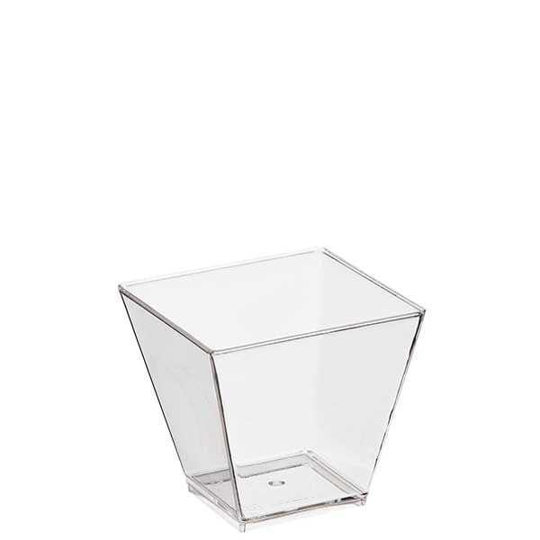 Plastik Prizma Kap 60cc - 6.8 gr - 4,5 x 4,5 x 4,5 cm ebatlarında, 60 cc hacminde, ortalama 6,8 gr ağırlığında ve kare tabanlı ve prizma şeklinde sert plastik şeffaf kasedir.

Ürünün kapağı ayrı satılmaktadır. Kapaklı kap görseli uyumluluğu göstermek amacıyla kullanılmıştır.

60 cc plastik prizma kasenin yumuşak (PET) ve sert plastikten (PS) iki farklı modelde kapağı bulunmaktadır. Uyumlu kapak: Yumuşak kapak siparişi vermek için Prizma Kase PET Kapak 60 cc ve sert kapak siparişi vermek için Prizma Sert Kapak 60 cc. PET kapak yanlızca soğuk servis için uygundur.

Mini kübik kase, aperatif yiyeceklerin sunumunda, parti ve kokteyllerde kullanabileceğiniz şık bir çözümdür. Porsiyonluk tatlı, salata veya sıcak - soğuk mezelerin sunumları için idealdir.